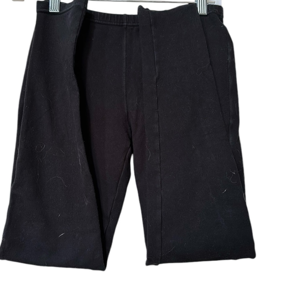 Black knit leggings with elastic waist